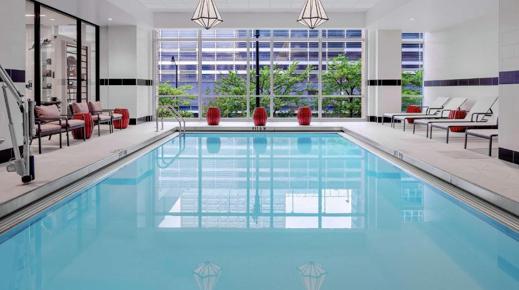 Bazén v ubytování Hampton Inn Chicago McCormick Place nebo v jeho okolí