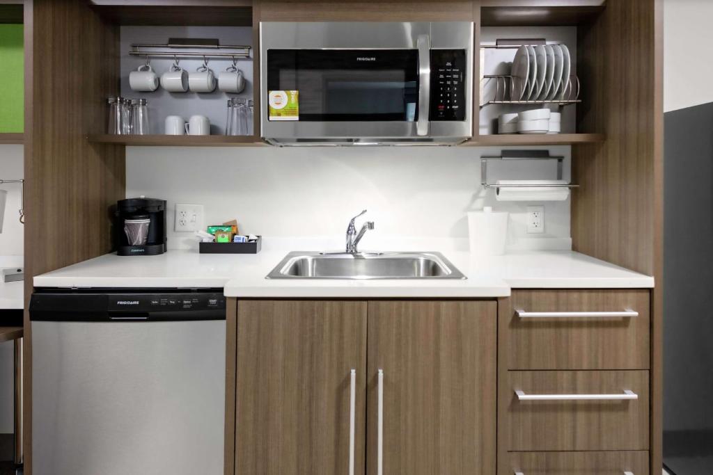 Home2 Suites By Hilton North Charleston University Blvd - Suite Estudio Con 2 Camas Grandes - No Fumadores