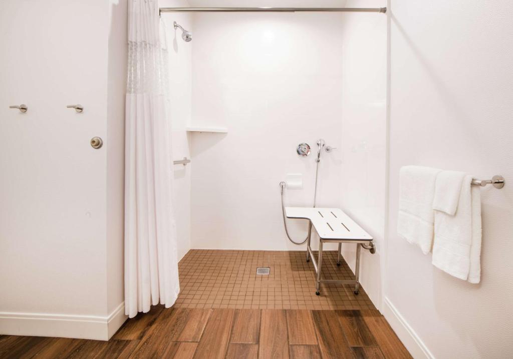 Hampton Inn Cleveland-Solon photo