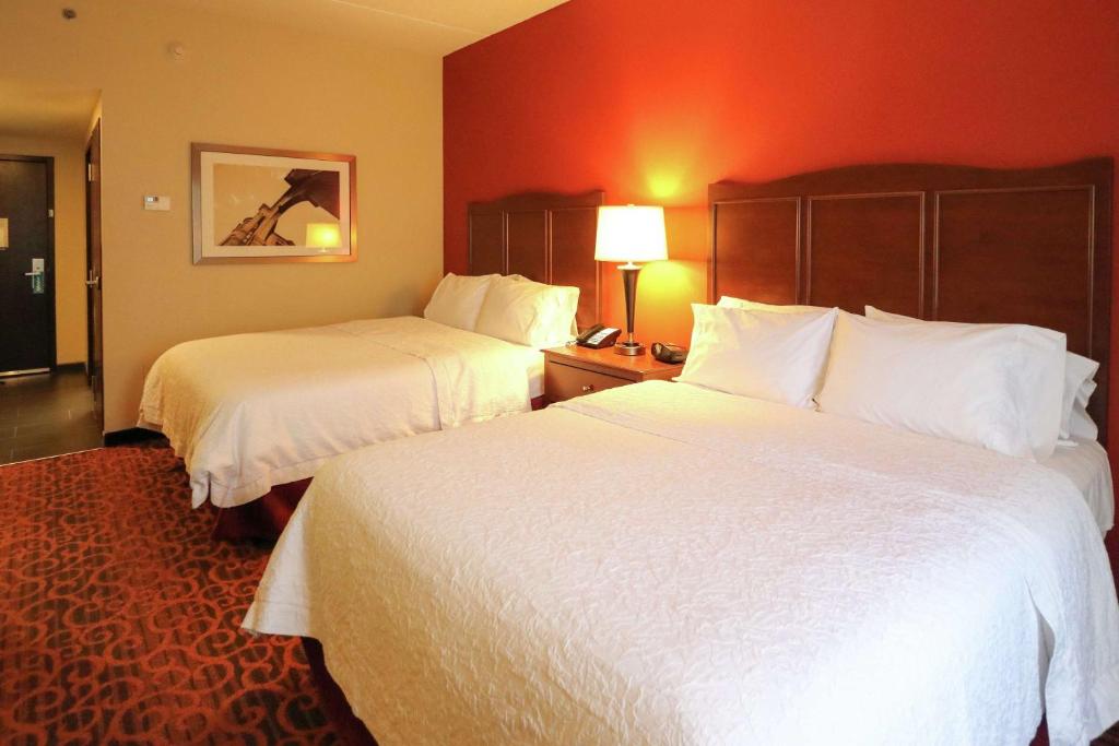 Hampton Inn Columbus-South - Queen Room With Two Queen Beds (4 Adults)