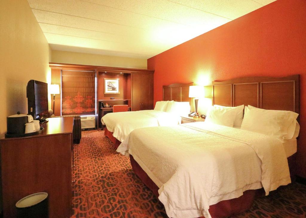 Hampton Inn Columbus-South - Room With Two Queen Beds - Non-Smoking