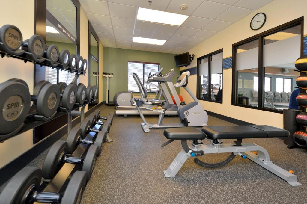 Fitness centrum a/nebo fitness zařízení v ubytování Hampton Inn & Suites Carson City