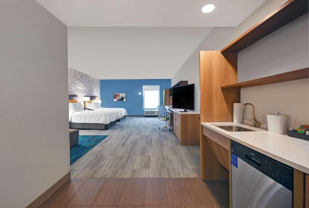Home2 Suites By Hilton Springdale Cincinnati photo