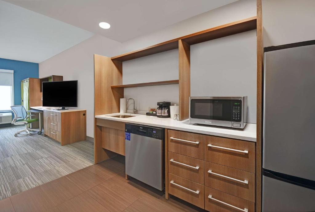 Home2 Suites By Hilton Springdale Cincinnati photo