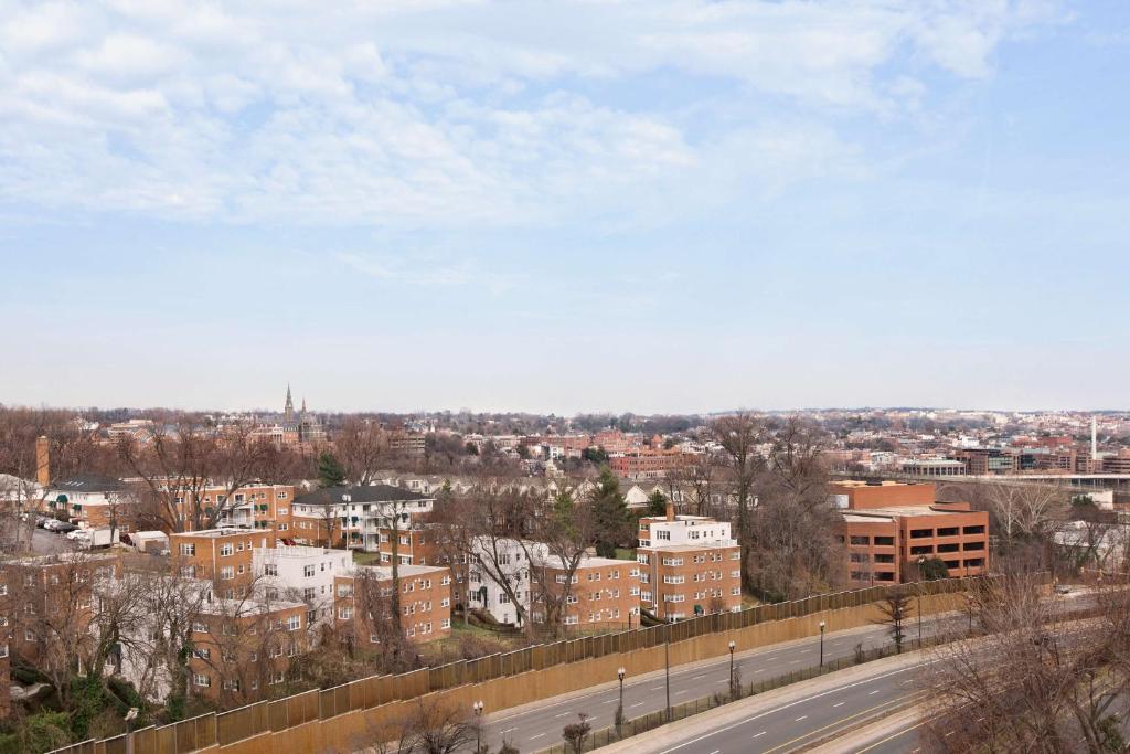 Homewood Suites By Hilton Arlington Rosslyn Key Bridge - Suite 1 Chambre Lit King-Size - Non-Fumeurs