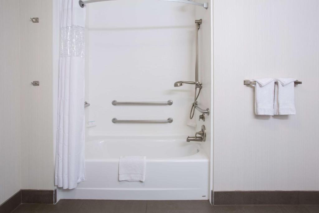 Hampton Inn & Suites Denver Airport / Gateway Park photo