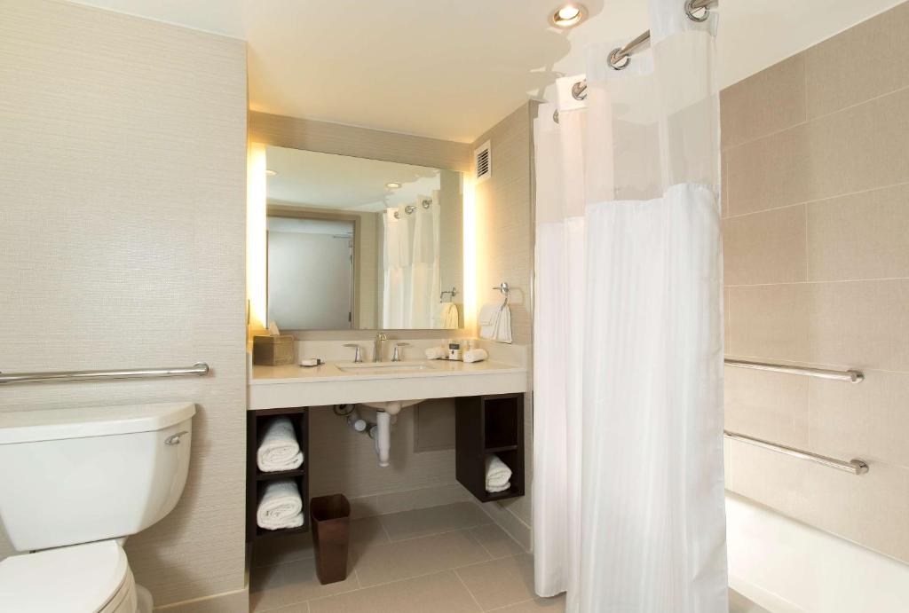 DoubleTree by Hilton Hotel Deerfield Beach Boca Raton - 