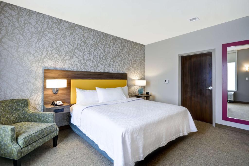 Postel nebo postele na pokoji v ubytování Home 2 Suites By Hilton Fairview Allen