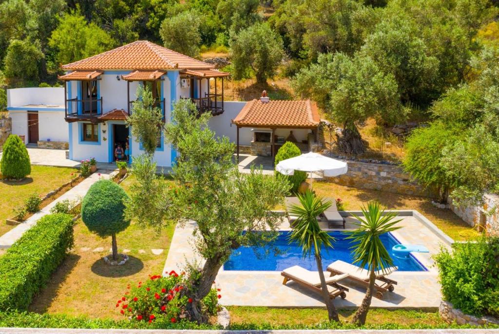 Πισίνα στο ή κοντά στο Villa Glysteri