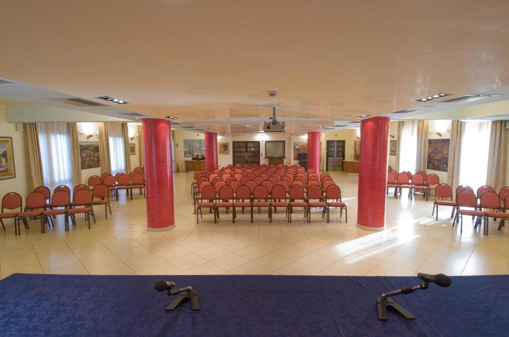Zdjęcie z galerii obiektu Palace Hotel Due Ponti w Sienie
