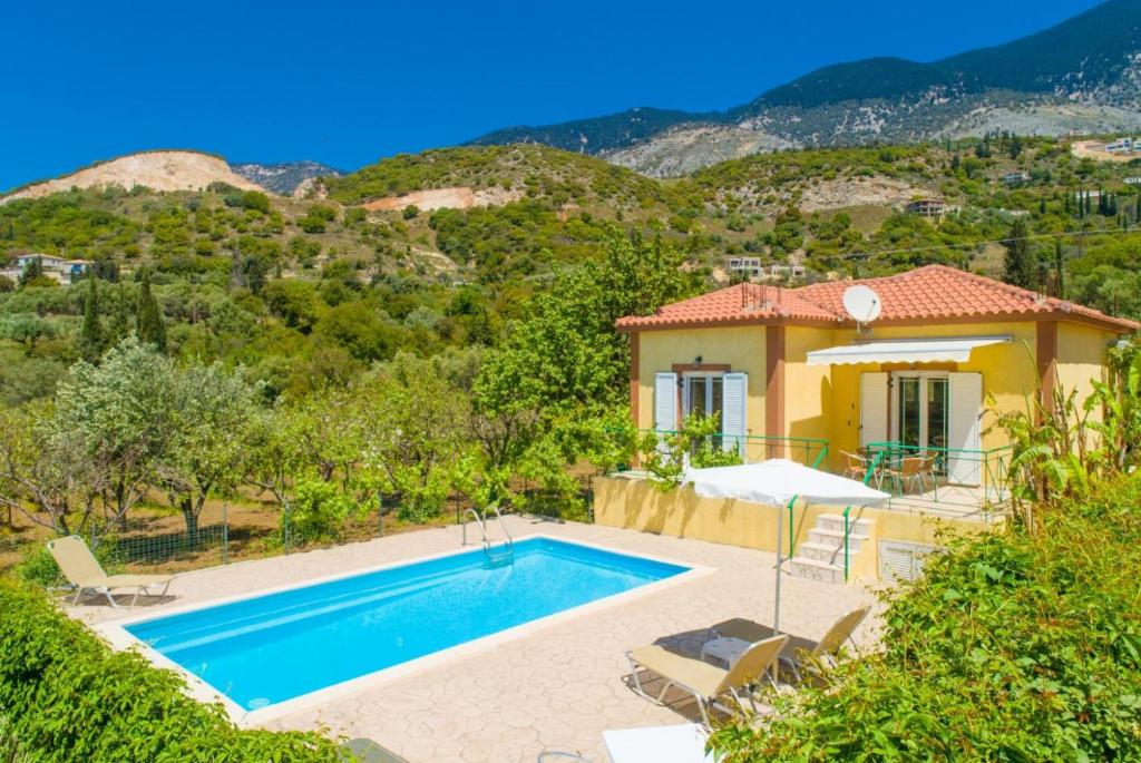 Πισίνα στο ή κοντά στο Villa Russa Alekos
