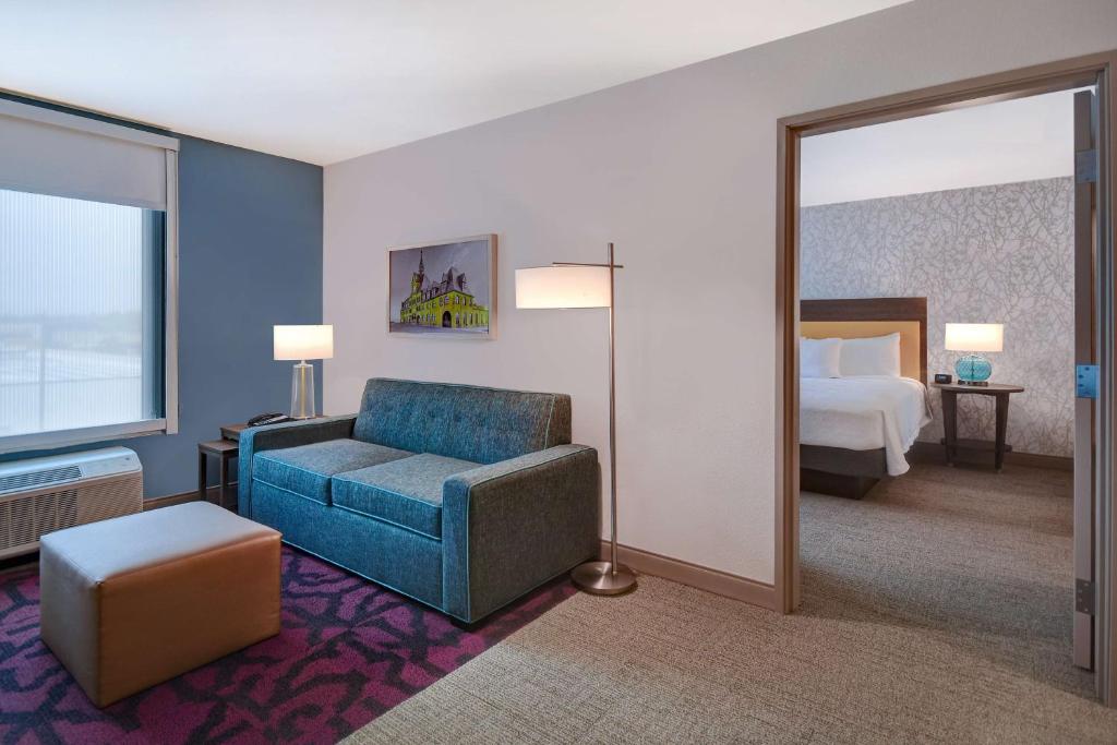 Postel nebo postele na pokoji v ubytování Home2 Suites East Hanover, NJ