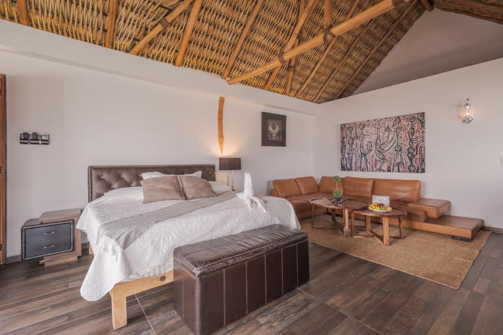 Postel nebo postele na pokoji v ubytování Nimue Marina Residence