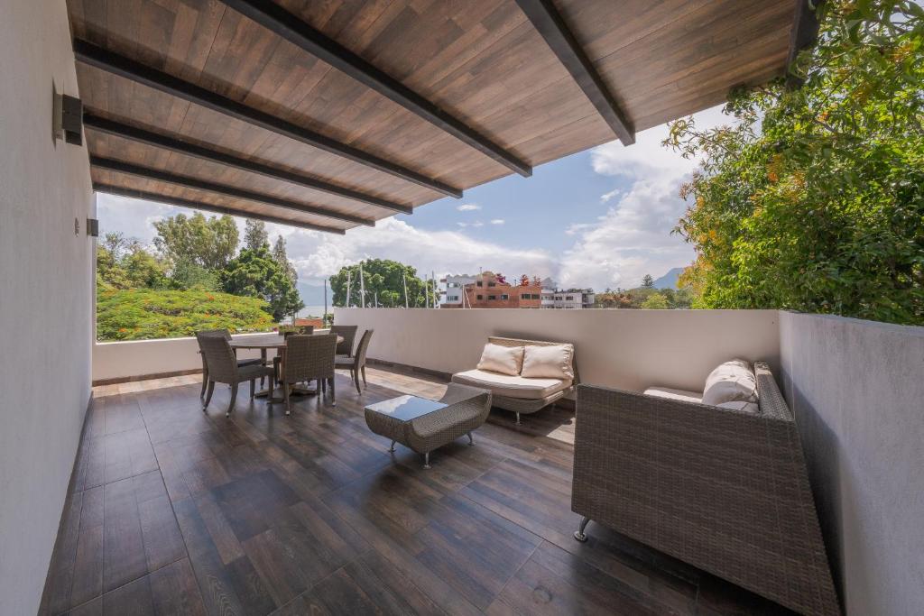 Balkón nebo terasa v ubytování Nimue Marina Residence