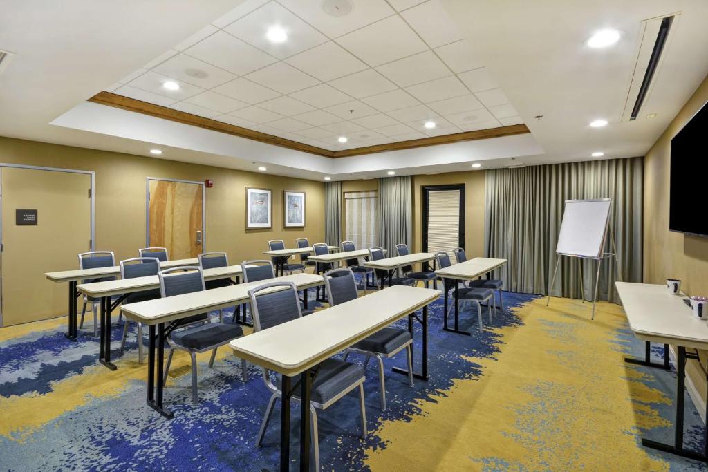 Konferenční prostory v ubytování Hampton Inn & Suites Grants Pass