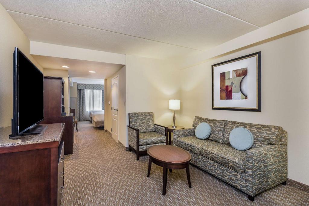 Hilton Garden Inn Gainesville photo