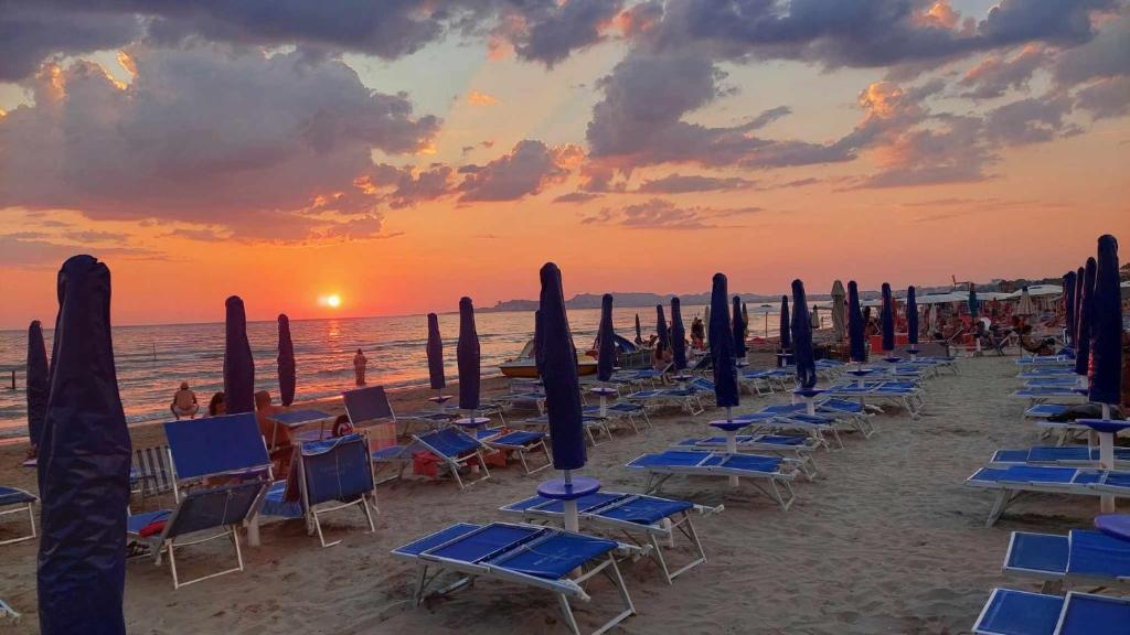 Sea View Apartment Durres - Image 6