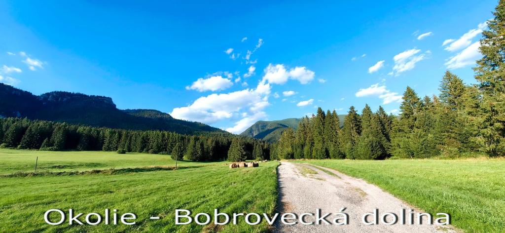 Příroda nedaleko aparthotelu