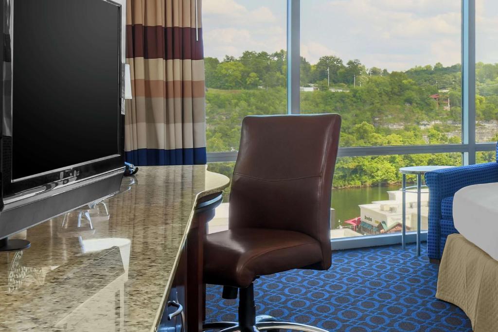 Hilton Branson Convention Center - Habitación Queen Con Dos Camas Queen Y Balcón
