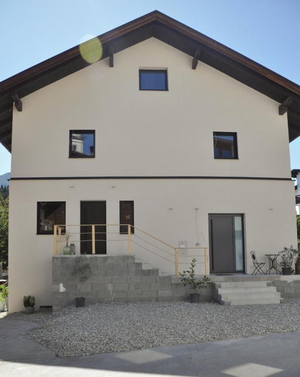 Budova, kde se apartmán nachází