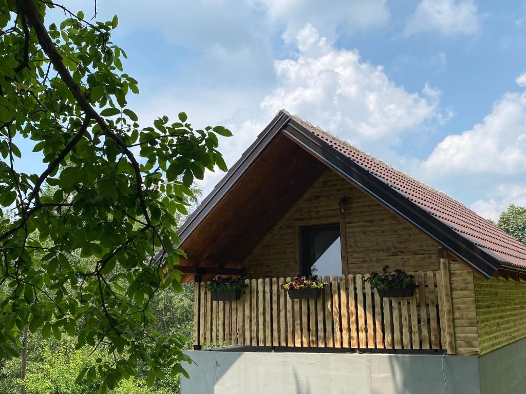 Budova, kde se prázdninový dům nachází