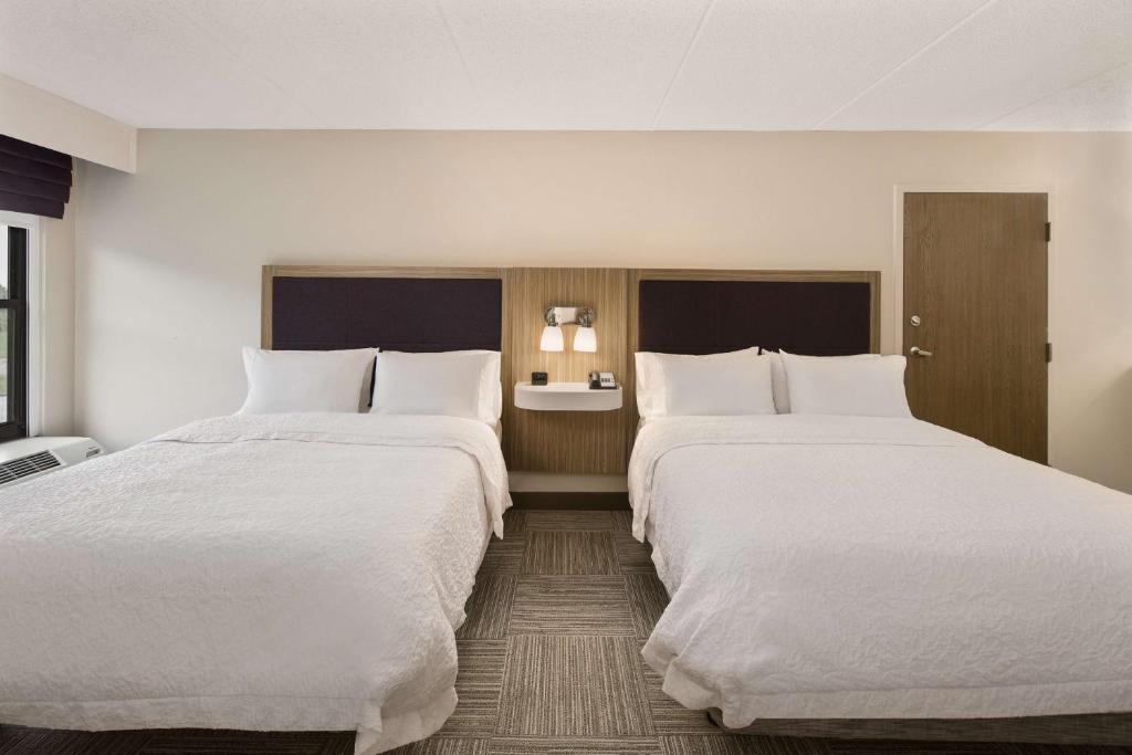 Hampton Inn Lagrange near Callaway Gardens photo