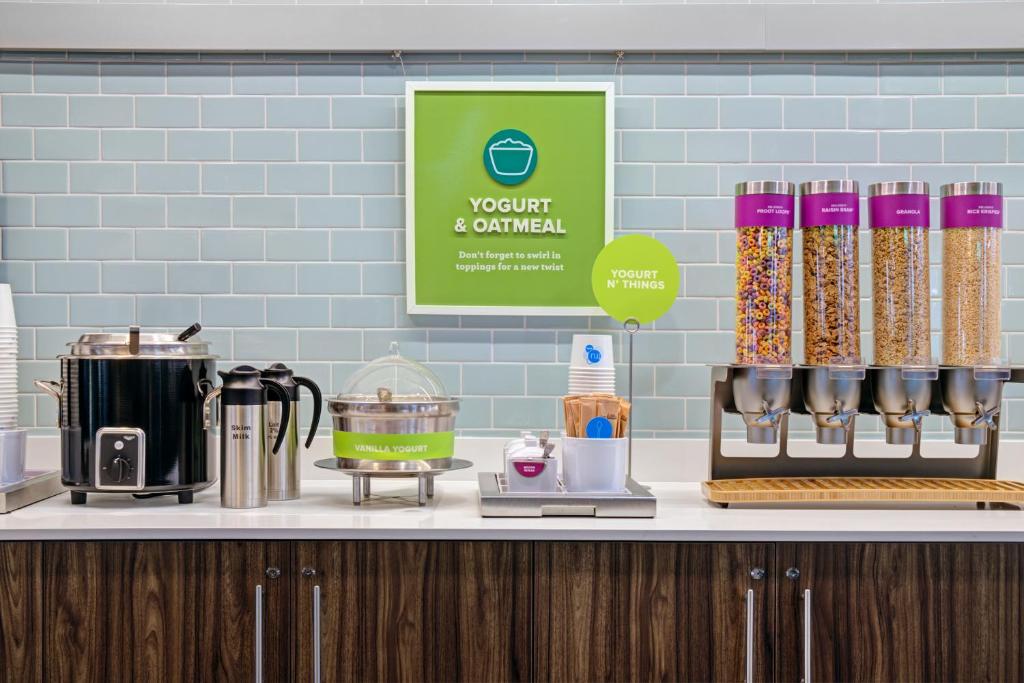 Tru By Hilton Toronto Airport West - Resim 43