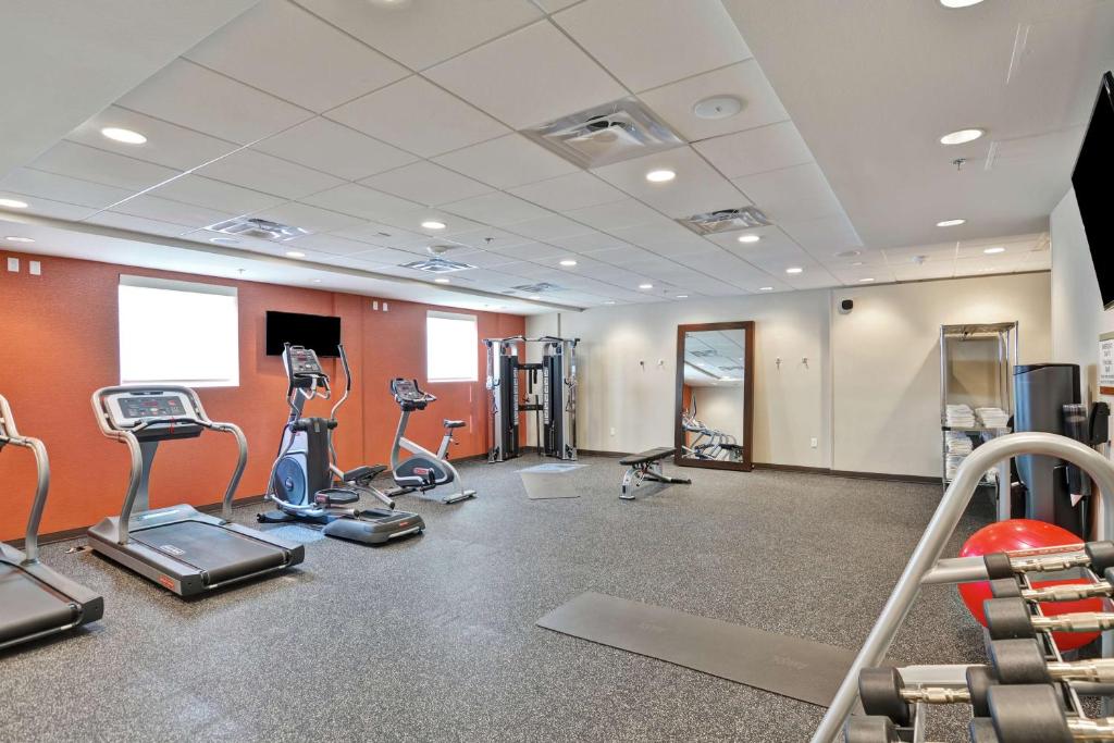 Fitness centrum a/nebo fitness zařízení v ubytování Home2 Suites By Hilton Las Vegas Strip South