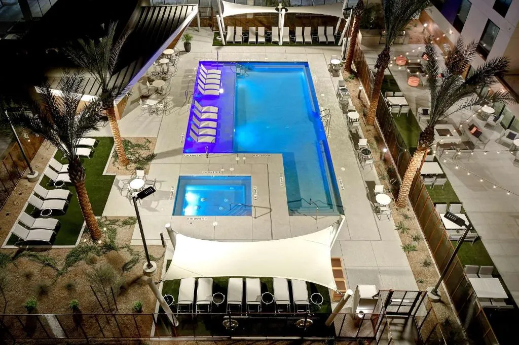 Home2 Suites by Hilton Las Vegas Convention Center - No Resort Fee in Las Vegas
