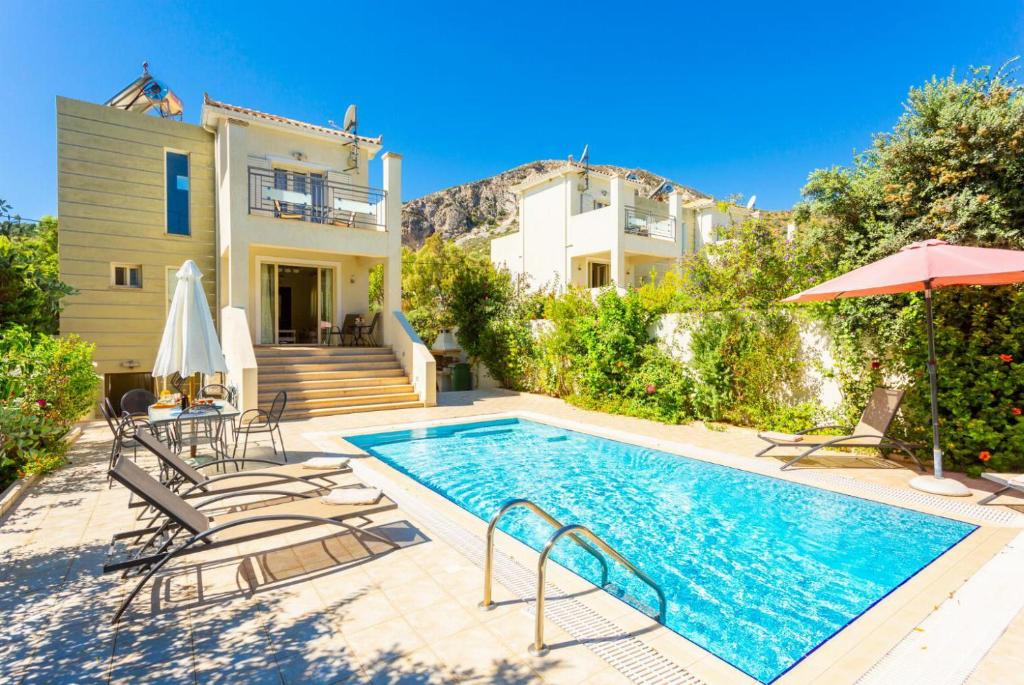 The swimming pool at or close to Katelios Villas Collection