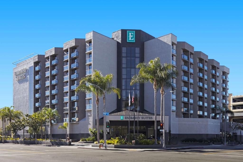 Embassy Suites Los Angeles – International Airport/North