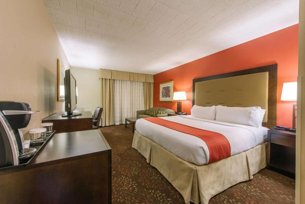Hotel MTK Mount Kisco - 