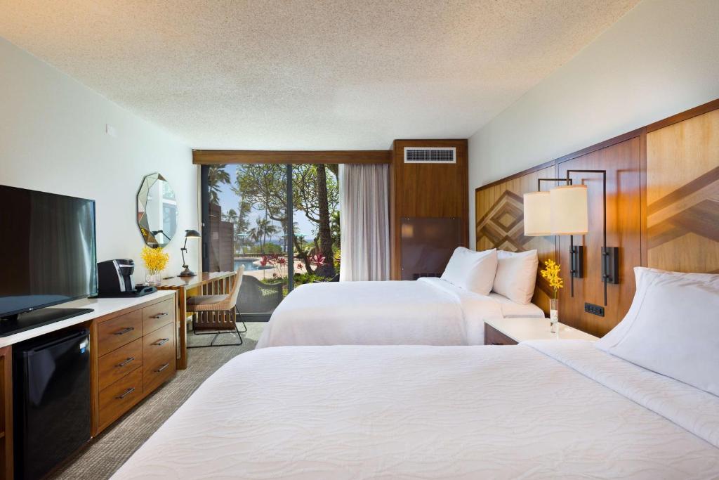 Hilton Garden Inn Kauai Wailua Bay, HI - Queen Room With Two Queen Beds - Hearing Access