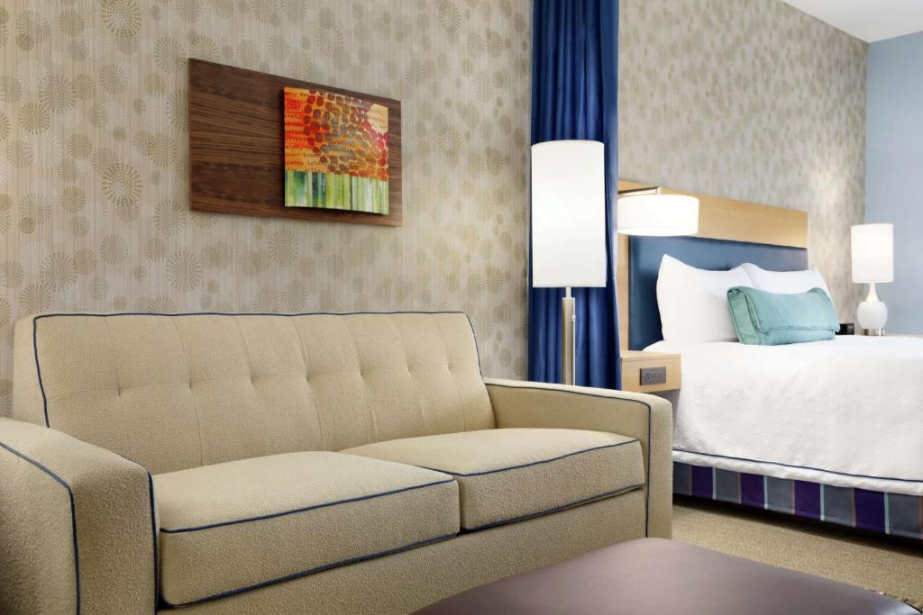 Voodi või voodid majutusasutuse Home2 Suites By Hilton McAllen toas
