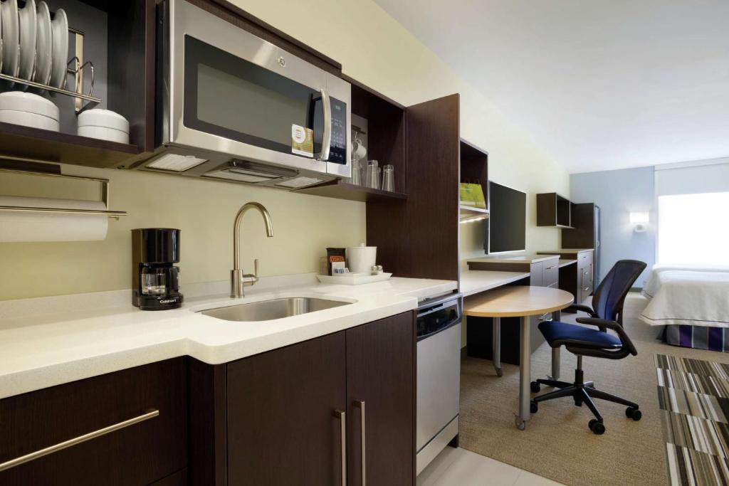 Köök või kööginurk majutusasutuses Home2 Suites By Hilton McAllen