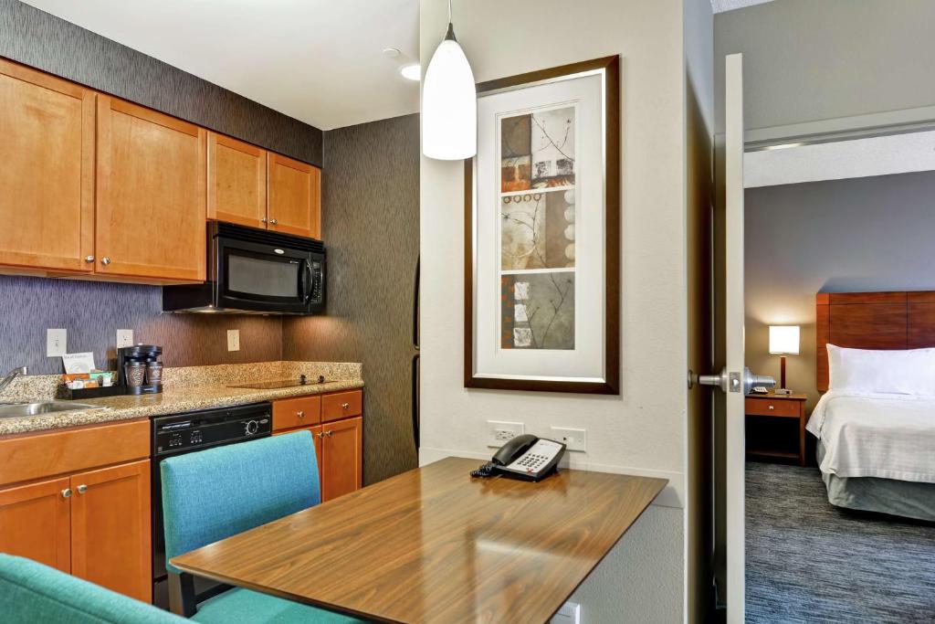 Homewood Suites Mobile East Bay/Daphne - One-Bedroom King Suite - Non-Smoking