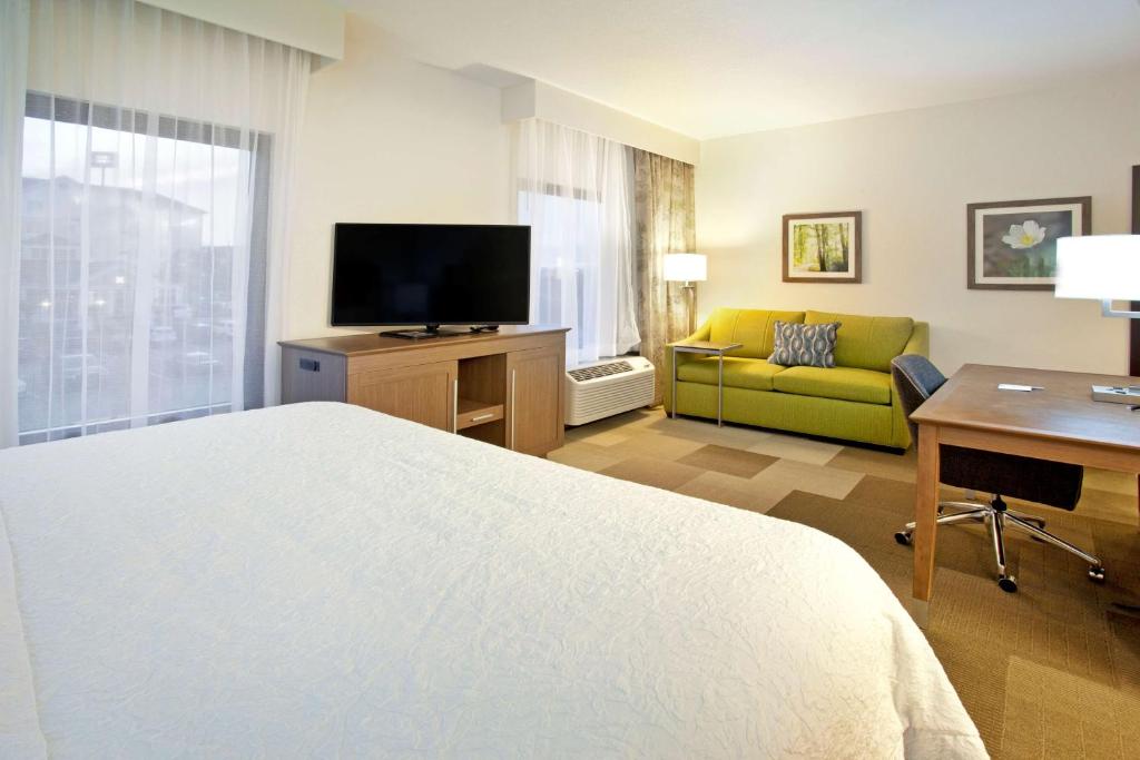 Hampton Inn & Suites Nashville-Smyrna - Error