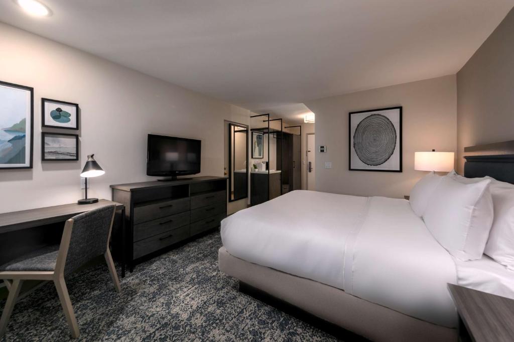 Seacliff Inn Aptos, Tapestry Collection by Hilton - Room De Deluxe King