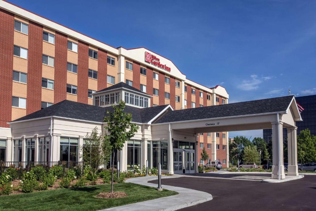 a rendering of the front of a hotel at Hilton Garden Inn Minneapolis Airport Mall of America in Bloomington