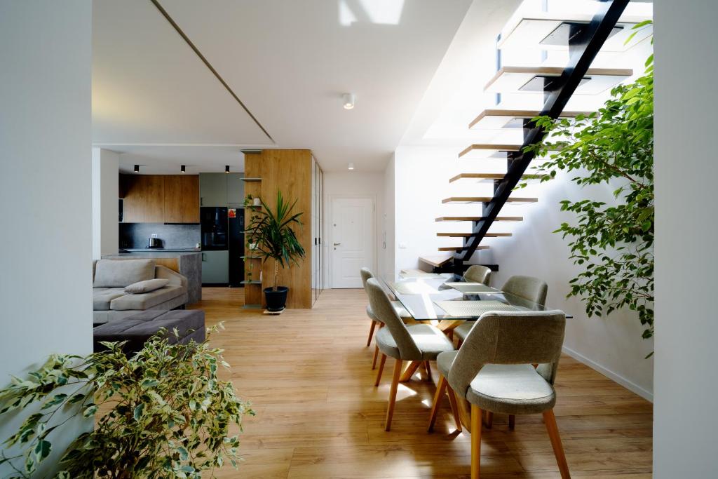 Square INN Luxury Penthouse - Imazhi 3
