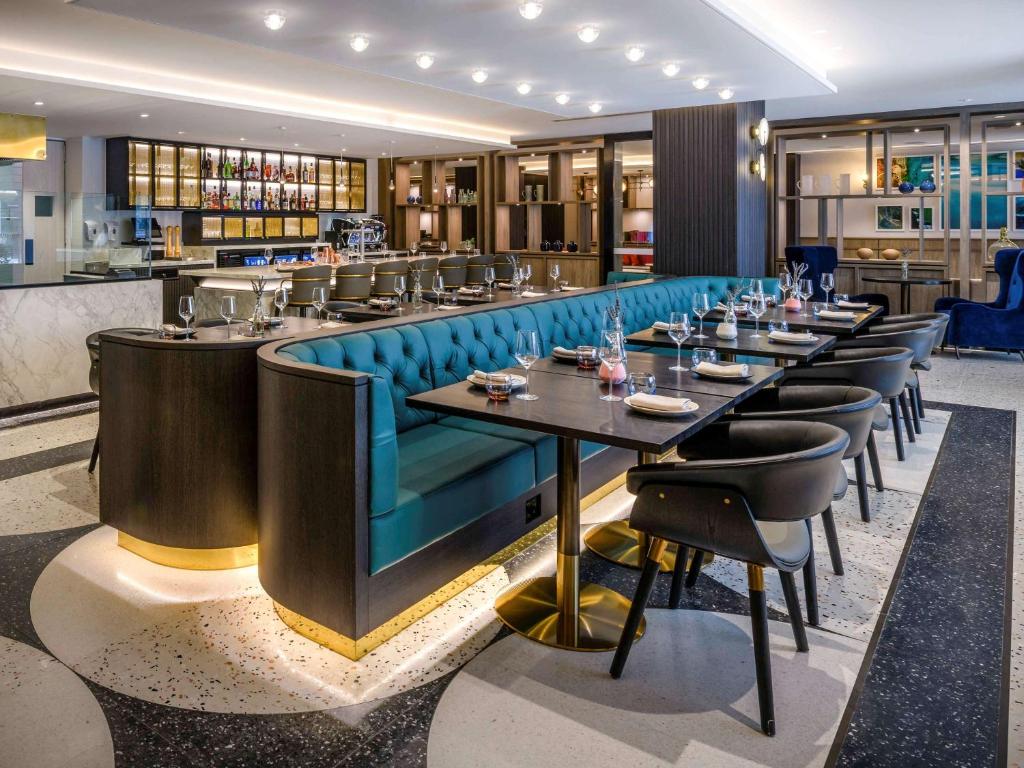Lounge nebo bar v ubytování Mövenpick Hotel Hobart