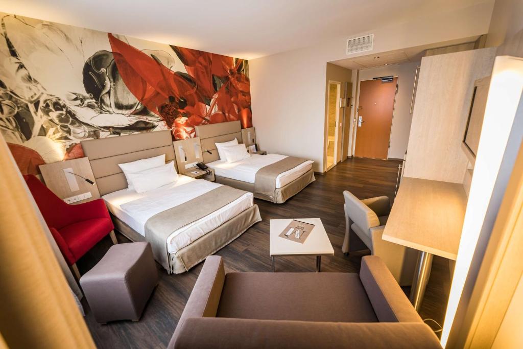 Posezení v ubytování First Inn Hotel Zwickau
