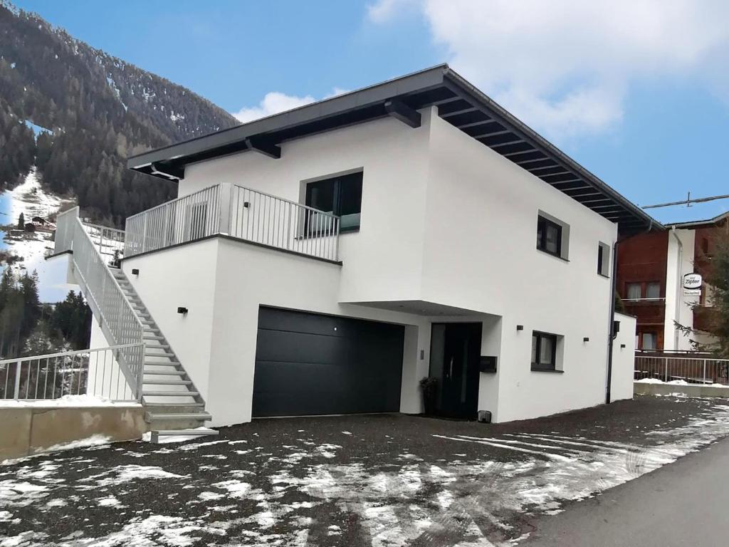 Výhľad na hory alebo výhľad na hory priamo z apartmánu