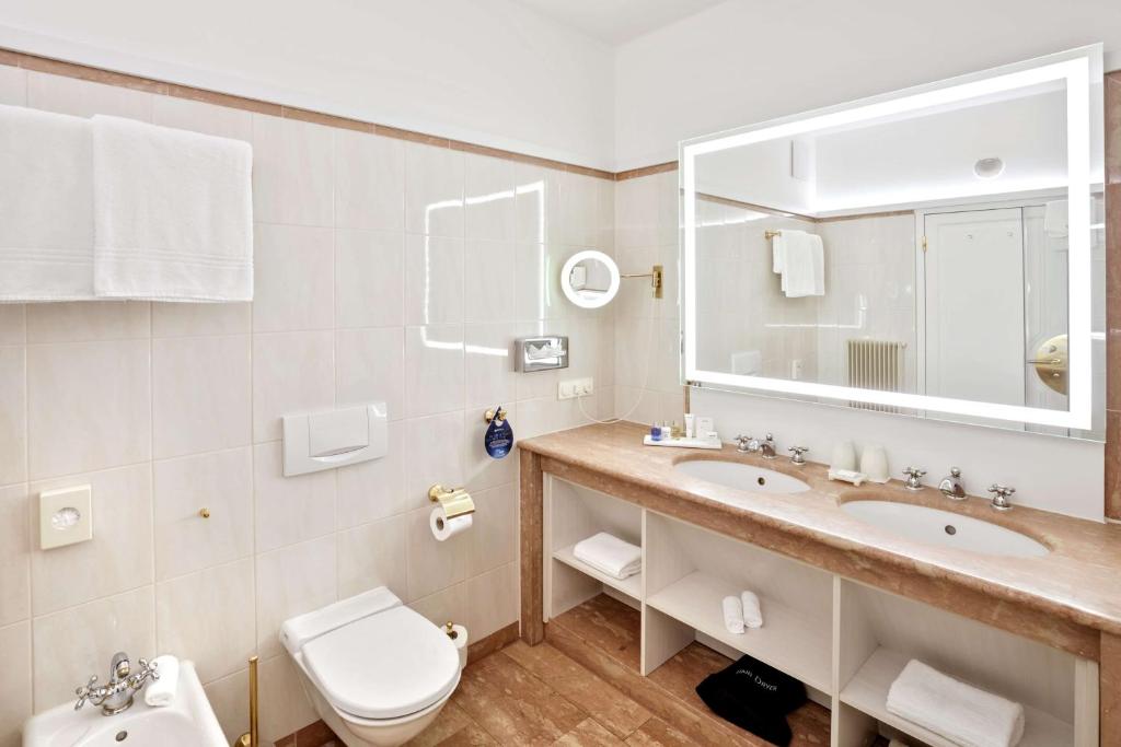 Radisson Blu Hotel Altstadt - Resim 18