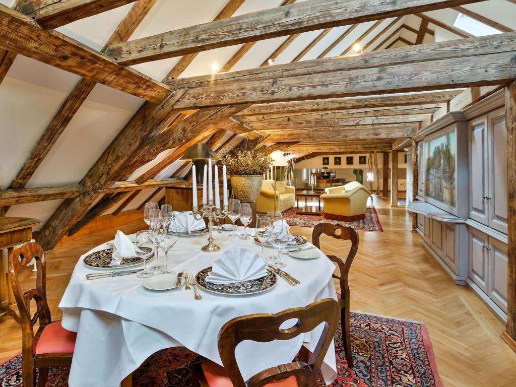 Radisson Blu Hotel Altstadt - Resim 42