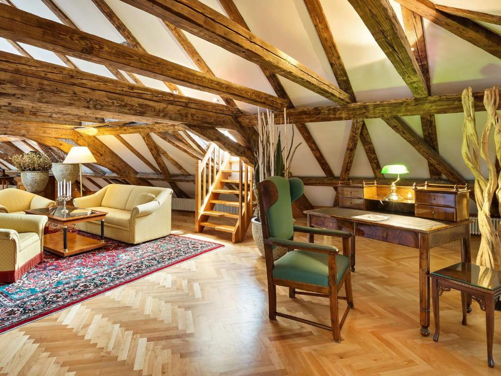 Radisson Blu Hotel Altstadt - Resim 4