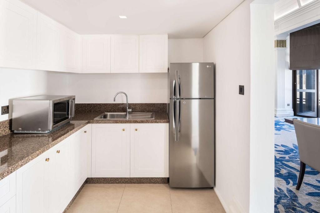 Radisson Blu Hotel, Dubai Deira Creek - Resim 34