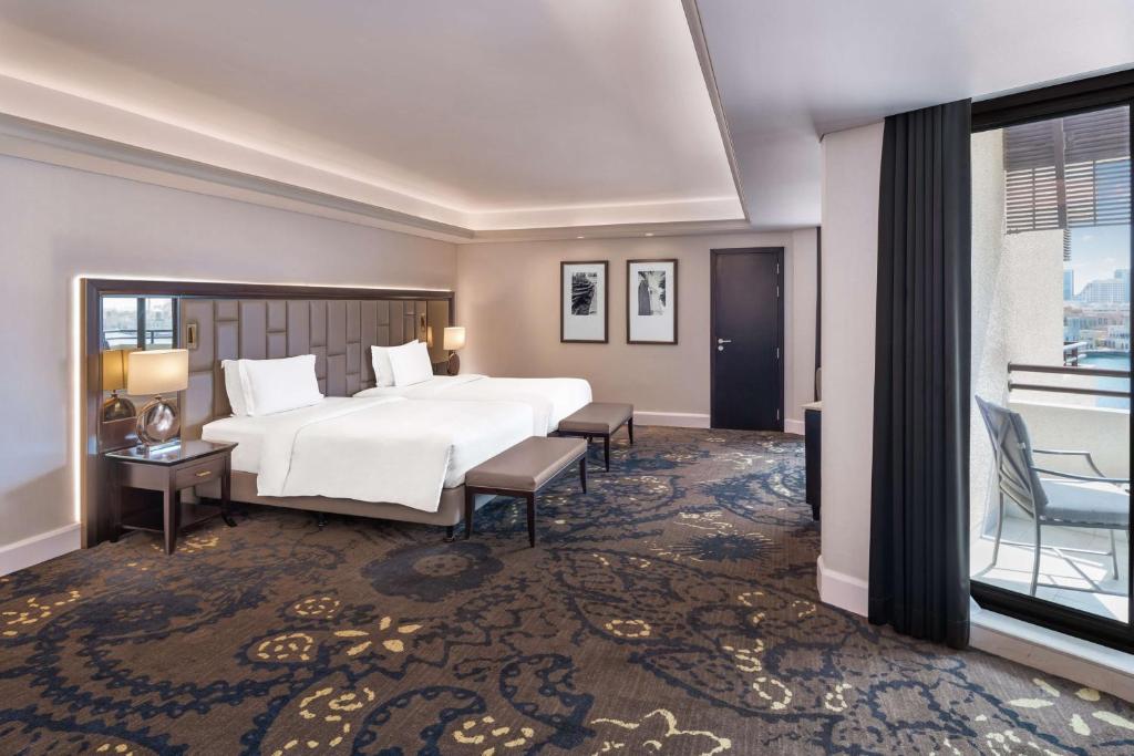 
Junior Suite with Balcony, Creek View and Lounge Access - 25% Discount on F&B  and SPA
