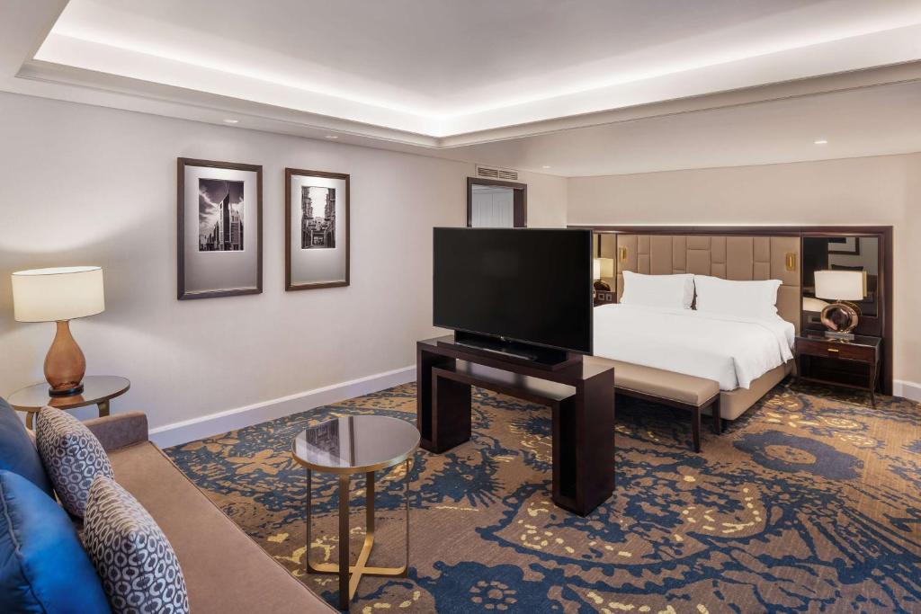 Radisson Blu Hotel, Dubai Deira Creek - Resim 45