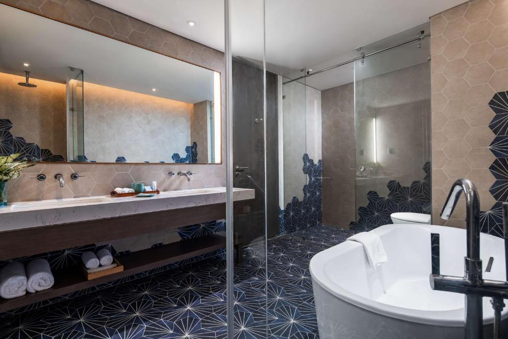 Suite Executive Nhìn Ra Đại dương - Quyền Sử Dụng Executive Lounge Miễn Phí
